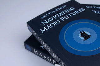 Nga Tini Whetu : Navigating Maori Futures